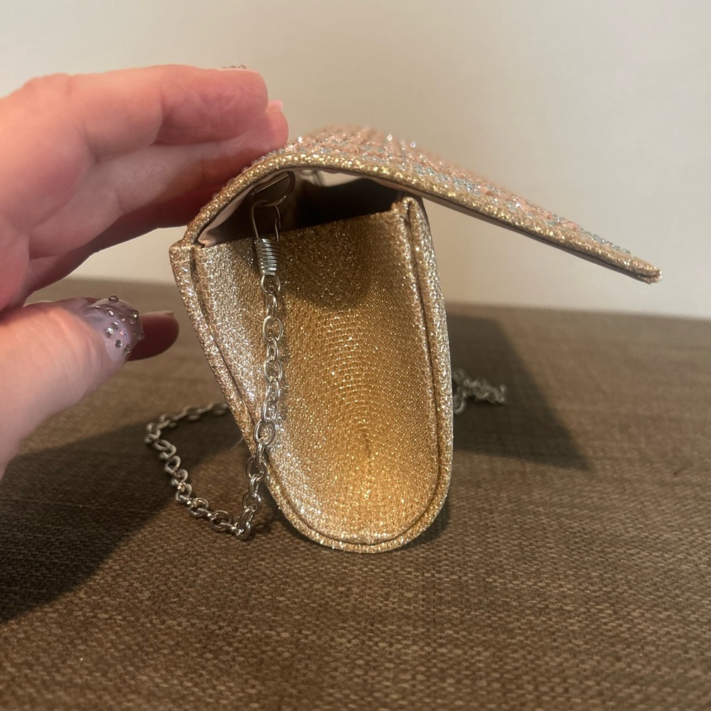 Elegant Gold Evening Clutch - Picture 8 of 8